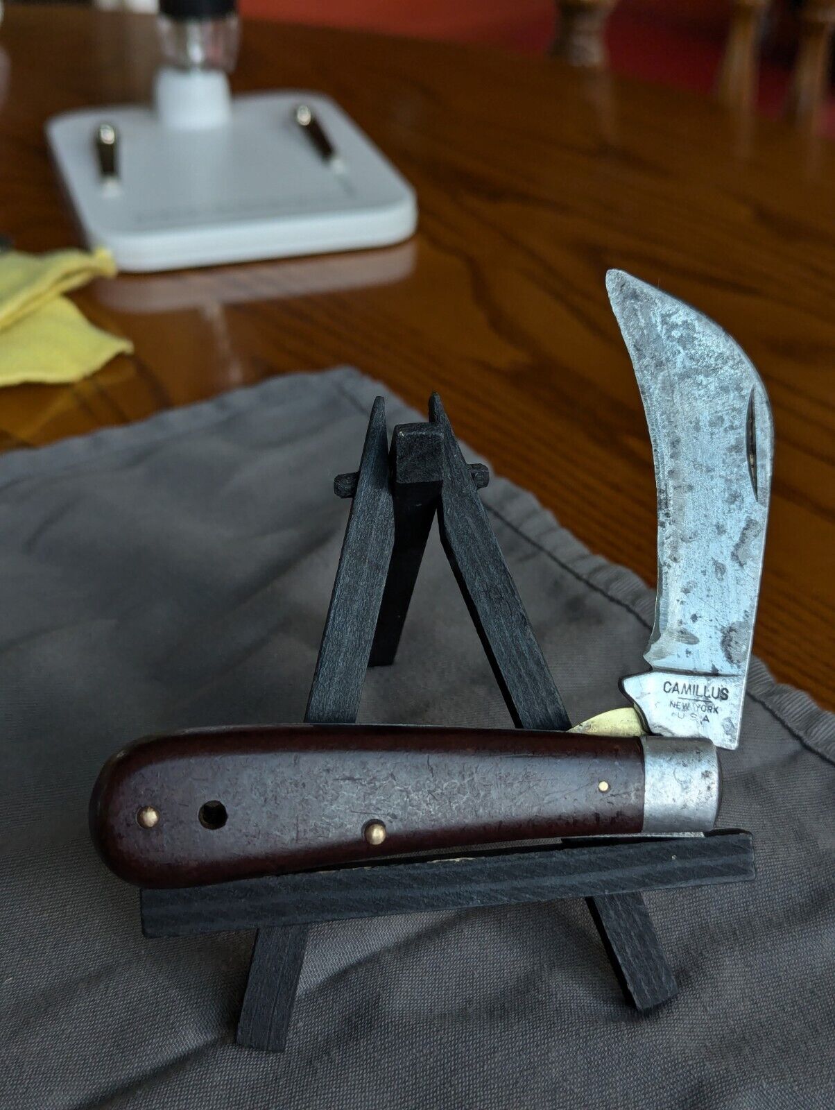 CAMILLUS NEW YORK USA Hawkbill No. 1 Brown Derlin Pocket Knife VINTAGE Late 50s
