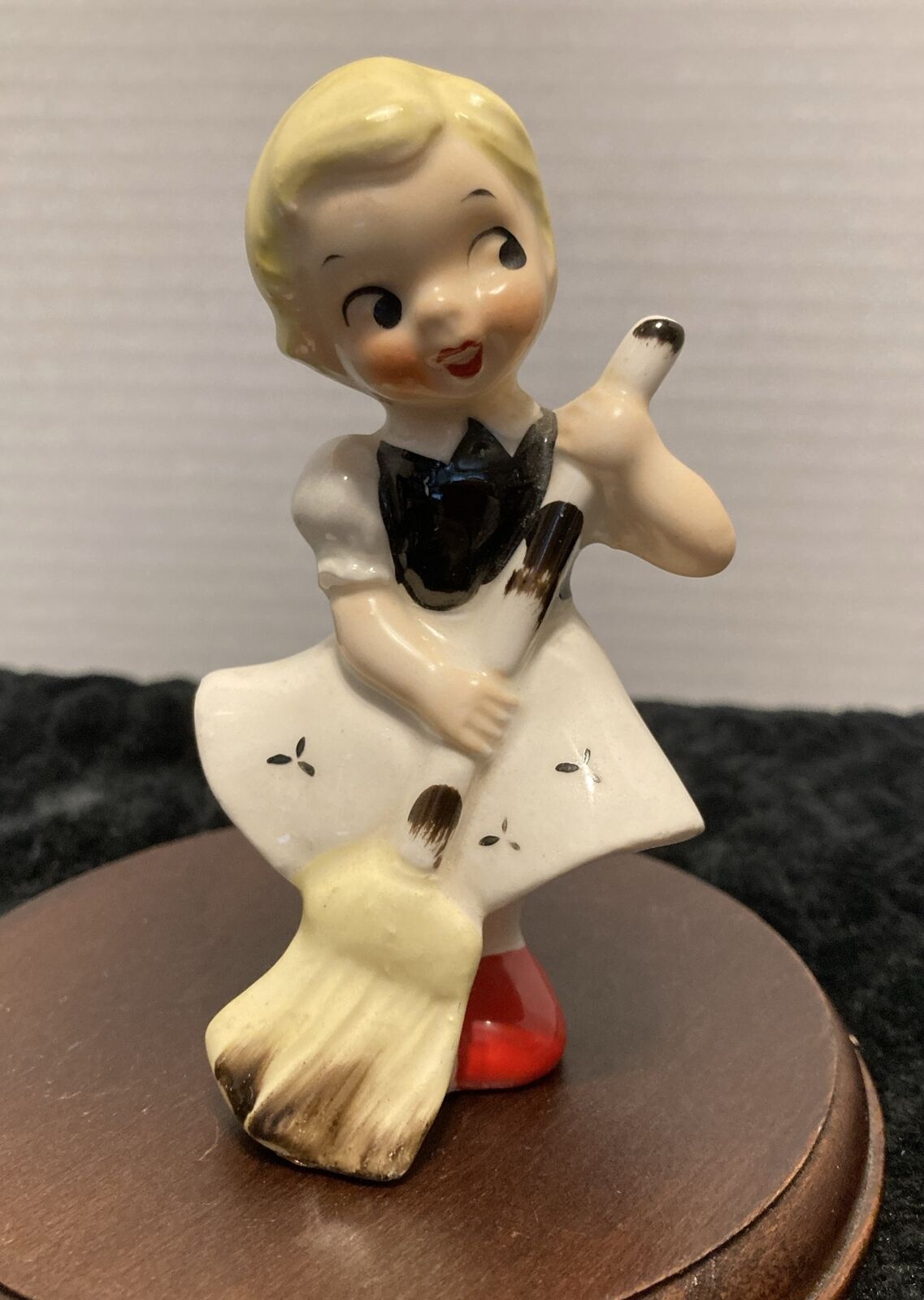 Vintage Ucago Ceramic Whimisical Little Lady Swishing Her Broom Figurine 