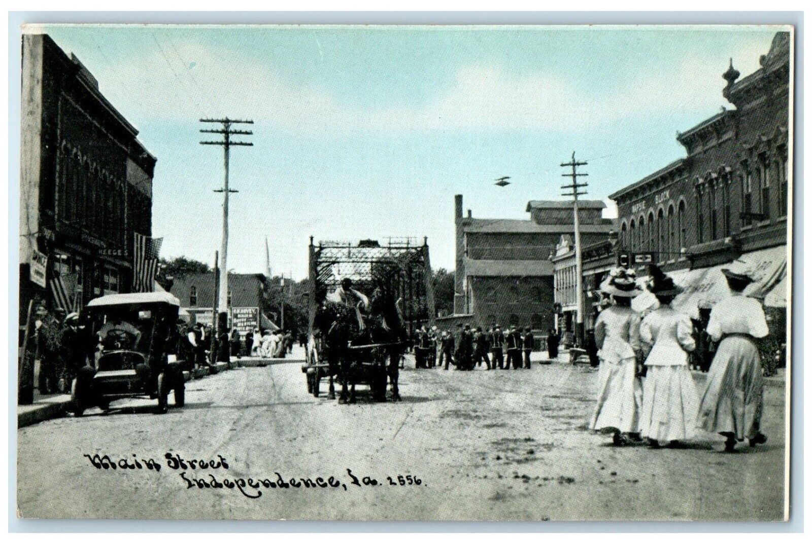 c1910's Main Street Car Scene Independence Iowa IA Unposted Antique Postcard