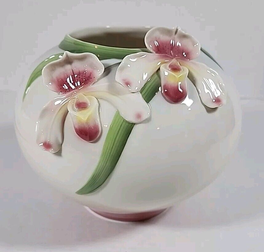Franz Porcelain Floral Art Vase FZ00280 Vintage 2001 New without Box