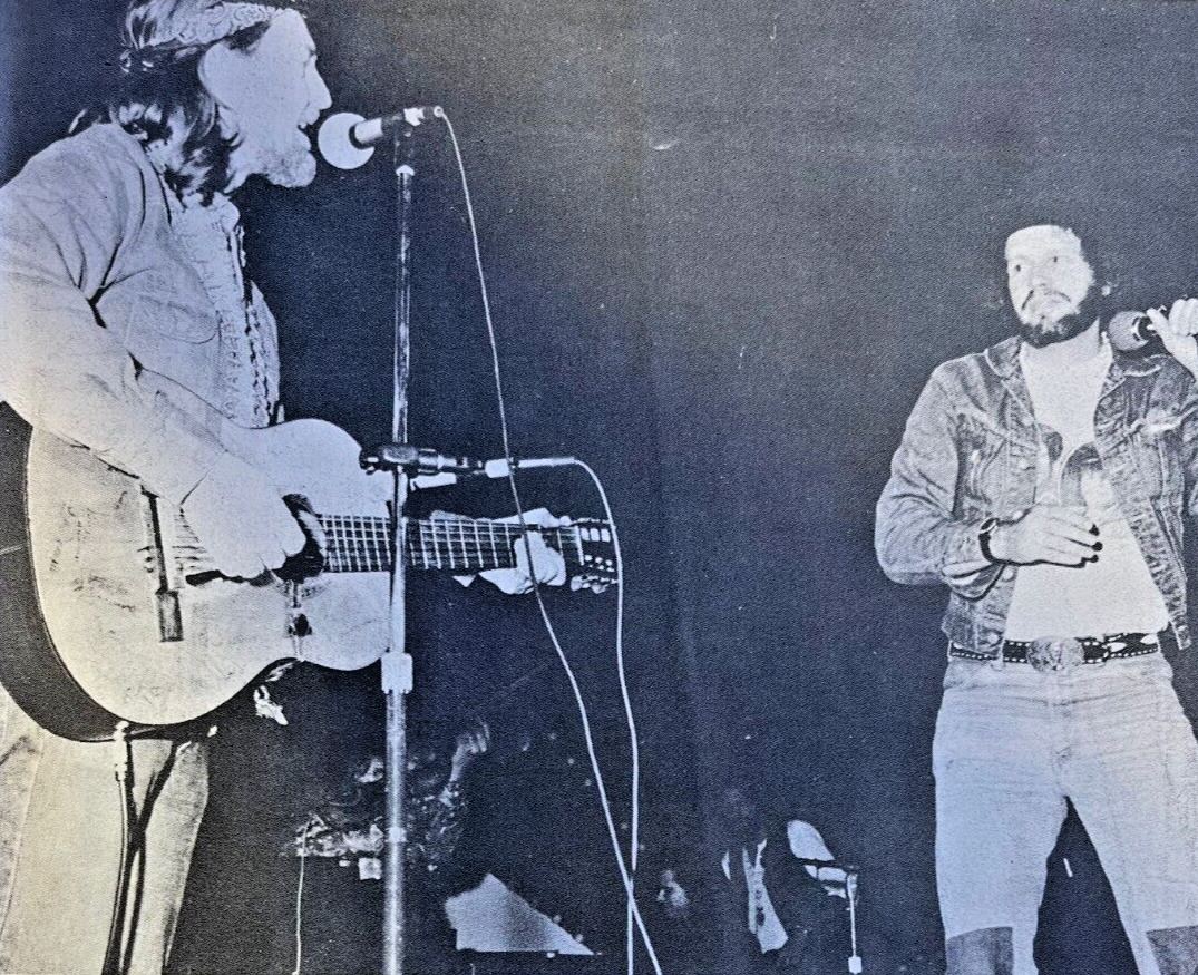 1976 Country Singer Willie Nelson