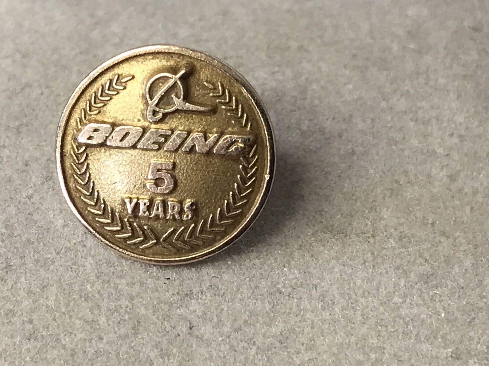 Boeing Aircraft Gold Filled 5 years Service older Screwback pin
