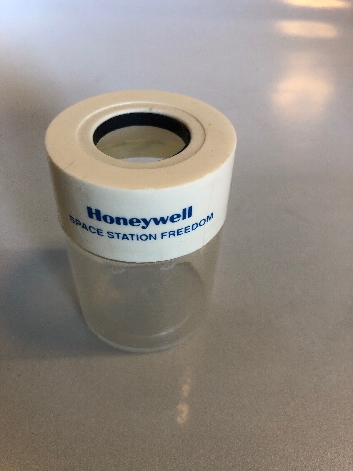 Vintage 1990\'s Honeywell SPACE STATION FREEDOM Paper Clip Holder