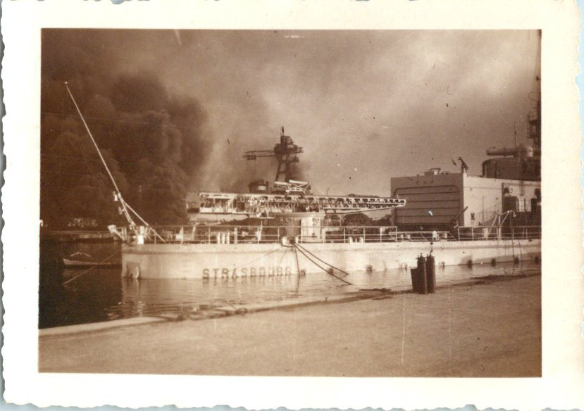France, the ship Strasbourg scuttled in Toulon, 1942 vintage silver print, shot
