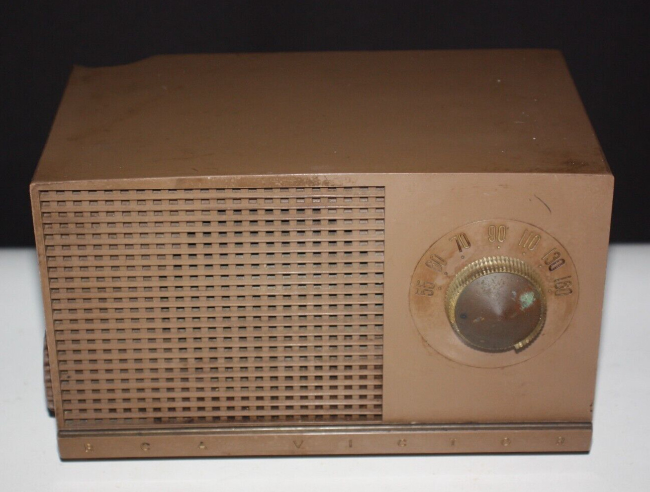 RCA Victor Model 3X534 Tube Radio Brown Tabletop 1950s Mid Century Non-Working