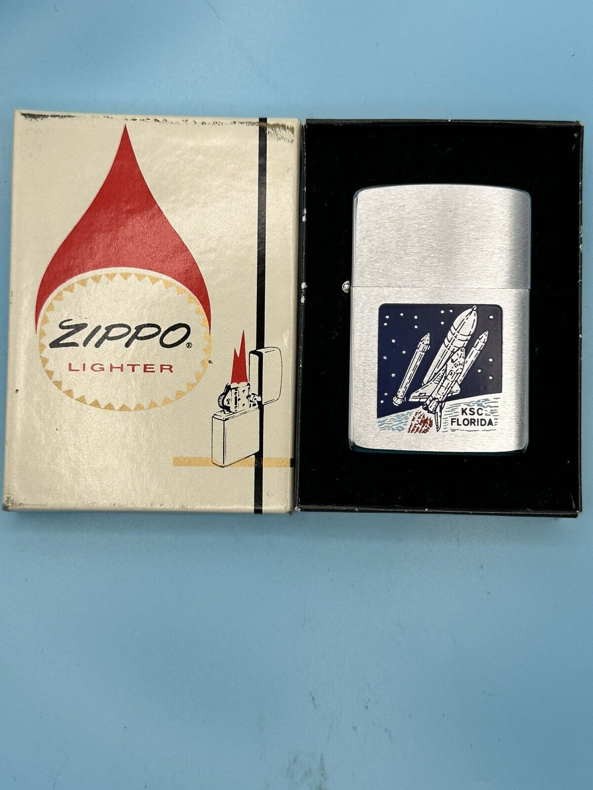 Vintage 1981 Kennedy Space Center Florida NASA Chrome Zippo Lighter NEW RARE