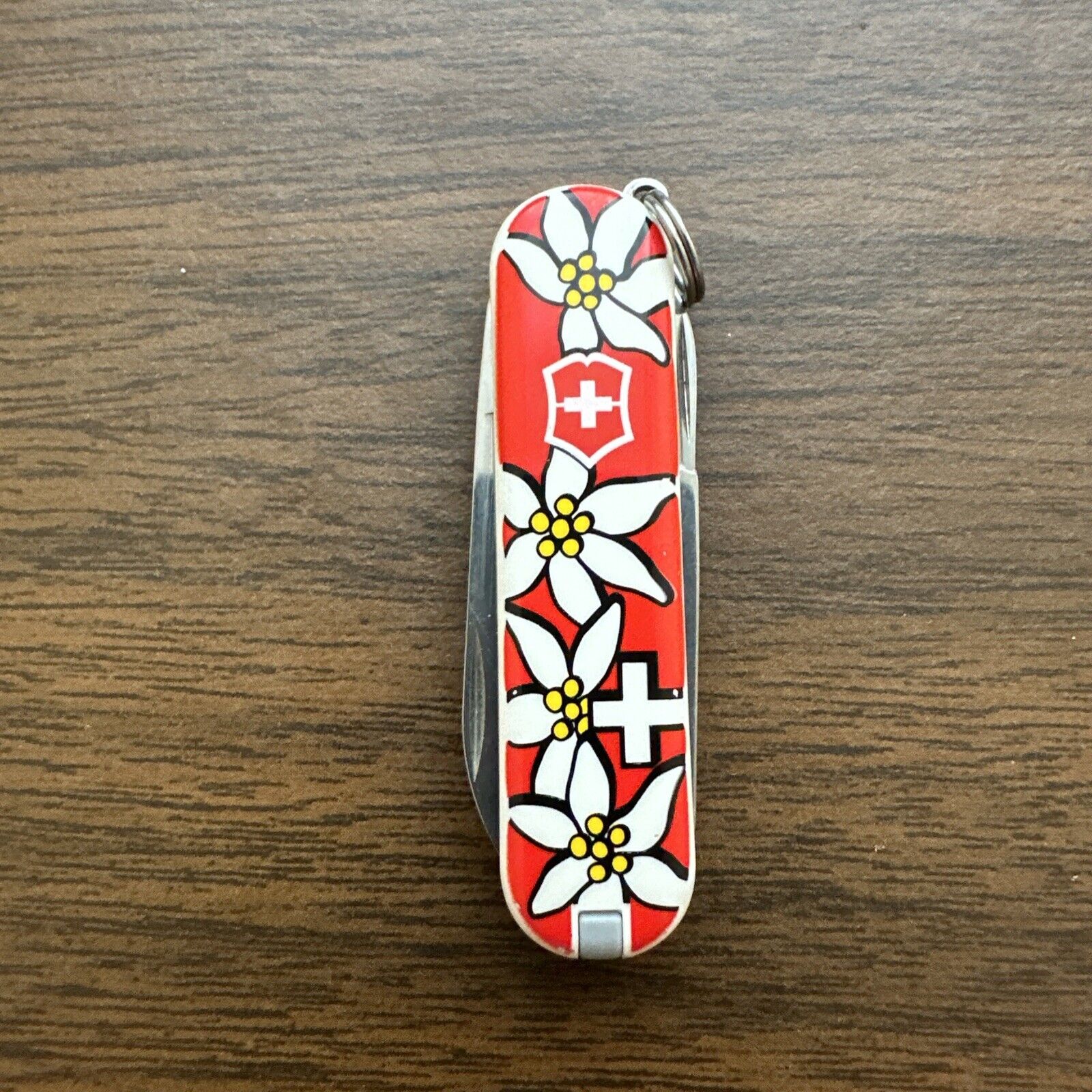 Rare Retired RED Edelweiss Flowers Victorinox Swiss Army Knife Classic