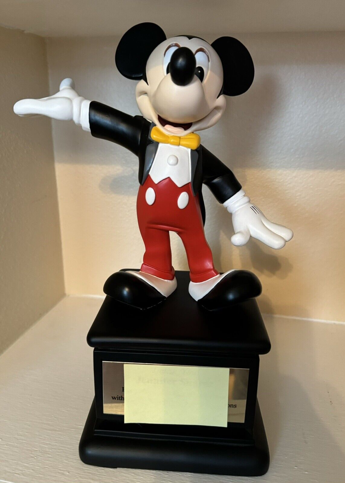 Disney Cast Member Exclusive Mickey Mouse  Mousecar  Statue Service Award