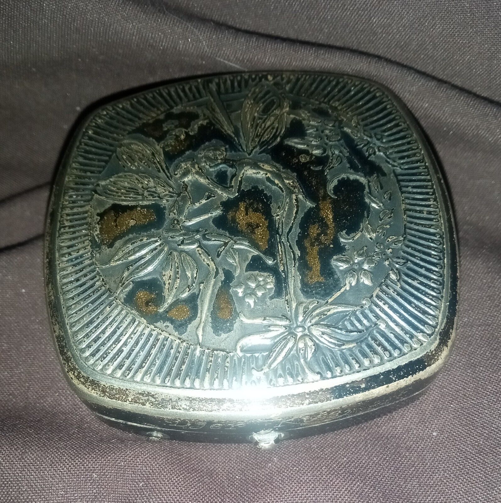Antique 1920’s DJER -KISS Kerkoff Kissing Fairies Silverplate Compact Mirror 