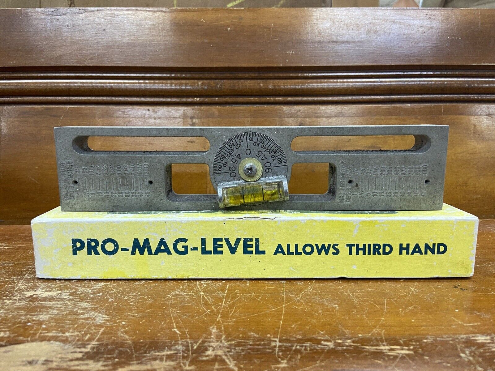 Vintage Pro-Mag-Level Original Box
