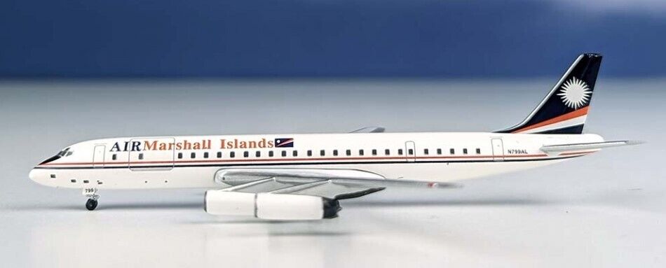 Aeroclassics AC411088 Air Marshall Islands DC-8-62 N799AL Diecast 1/400 Model