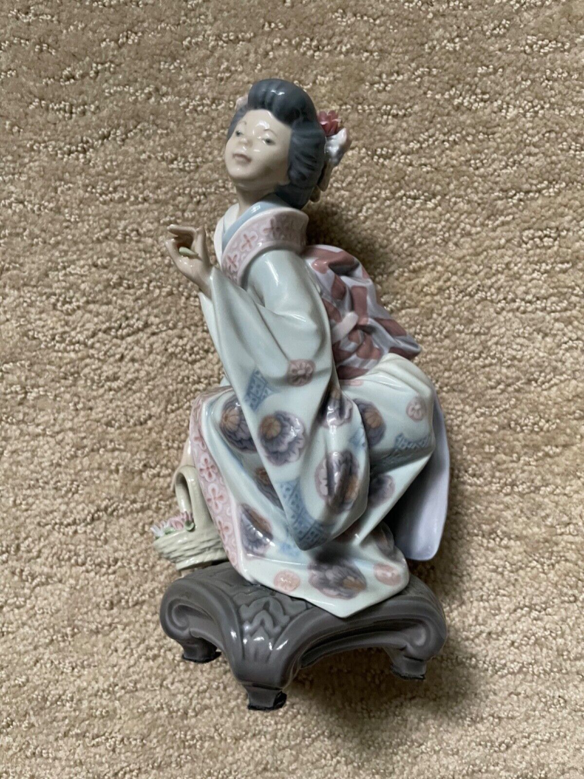 Lladro 1448 Figurine Geisha Girl Figurine 'Yuki