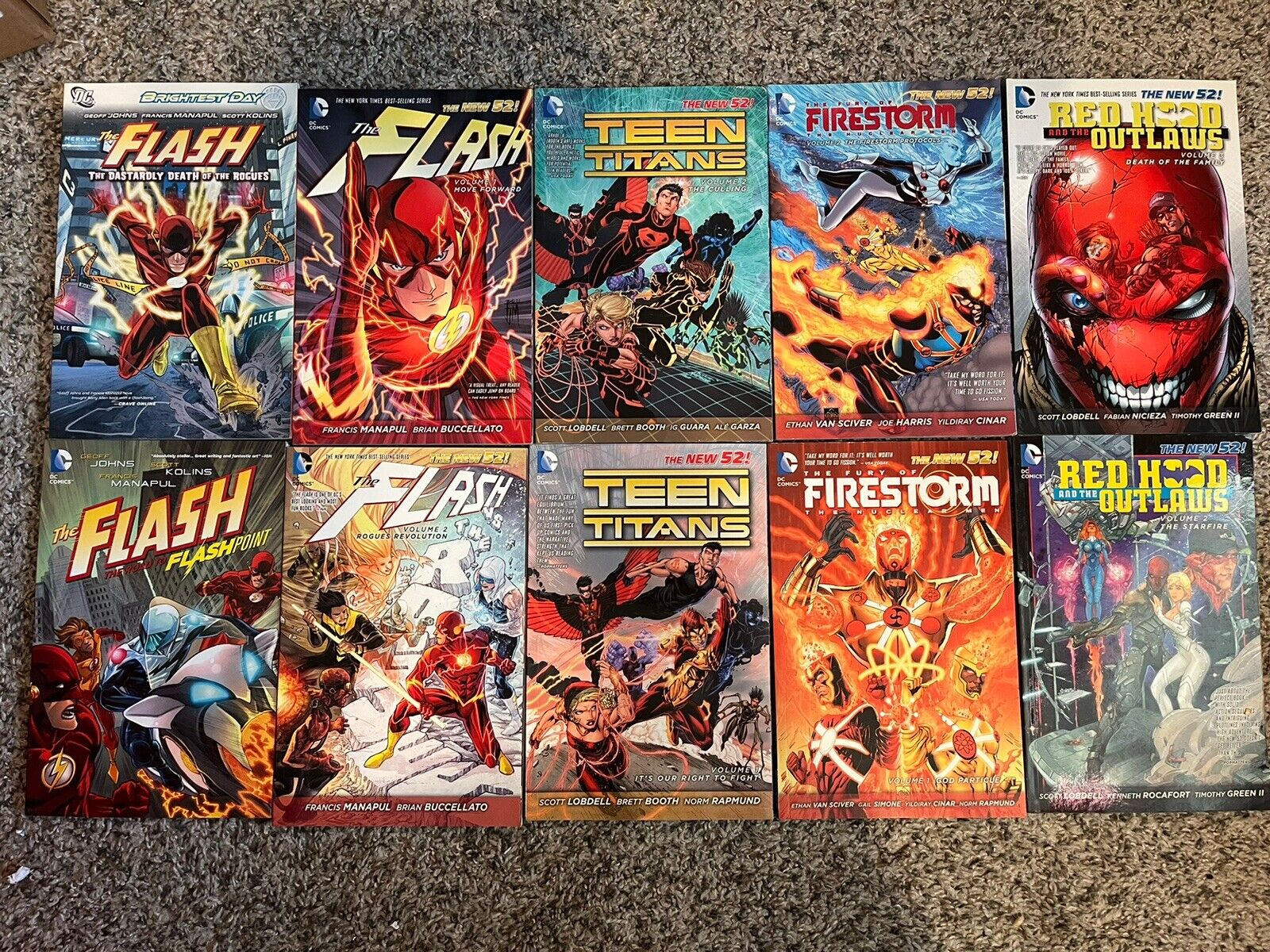 Lot of 10 DC Comics New 52