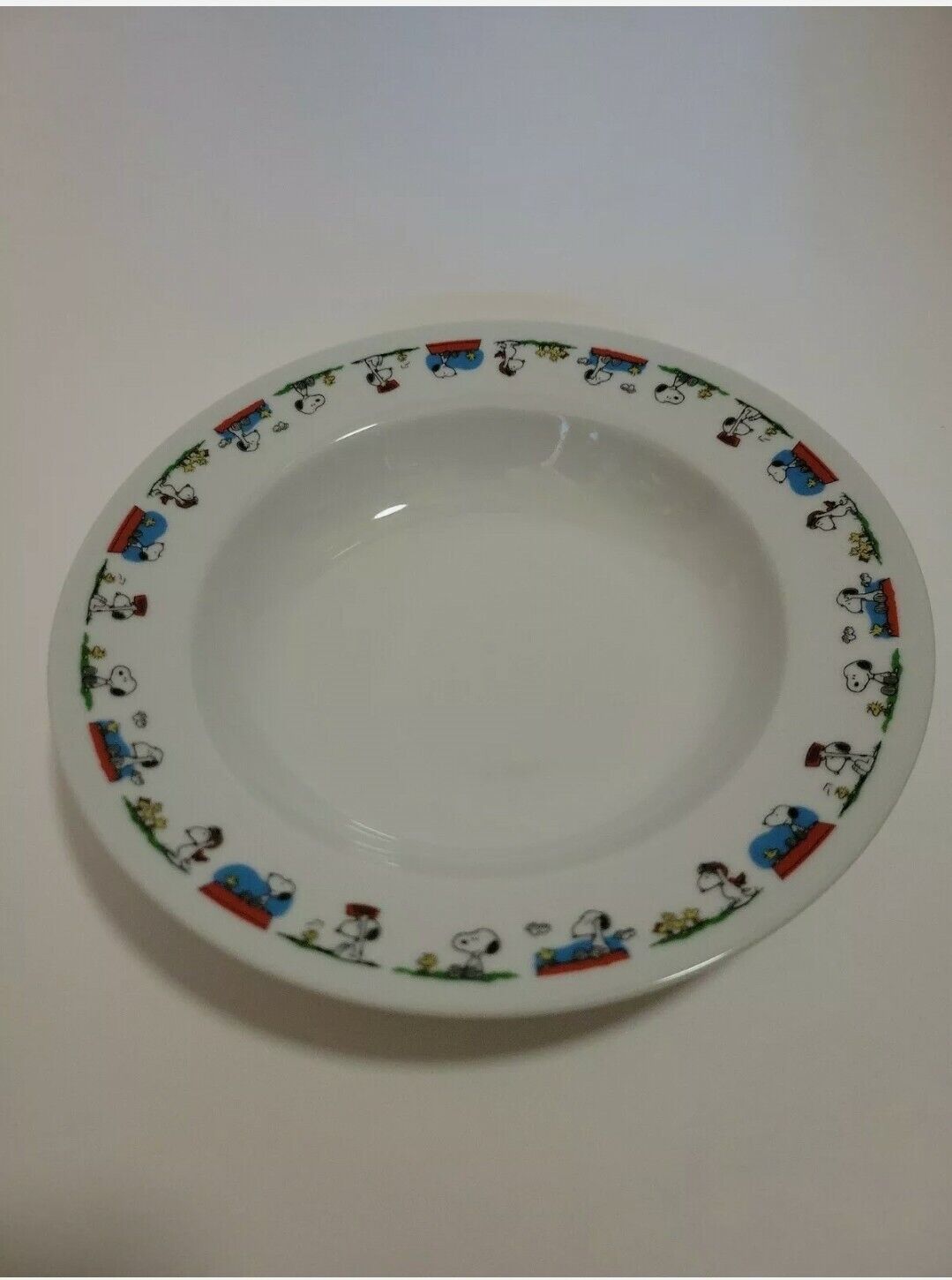 Beautiful Peanuts Snoopy Soup Plate Collector Item Was not available retail READ