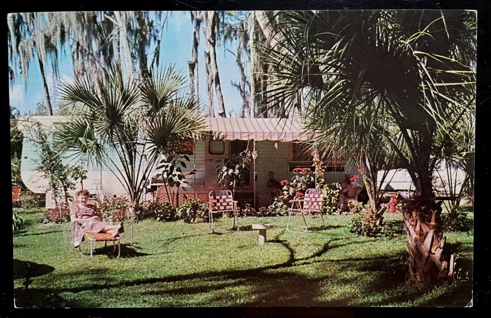 Vintage Postcard 1950\'s Crescent Lake Mobiles Estates, Riverview, Florida (FLA)
