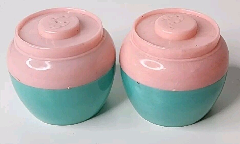 Vintage Admiration Bean Pots Salt & Pepper Shakers Pink & Turquoise MCM 1960s