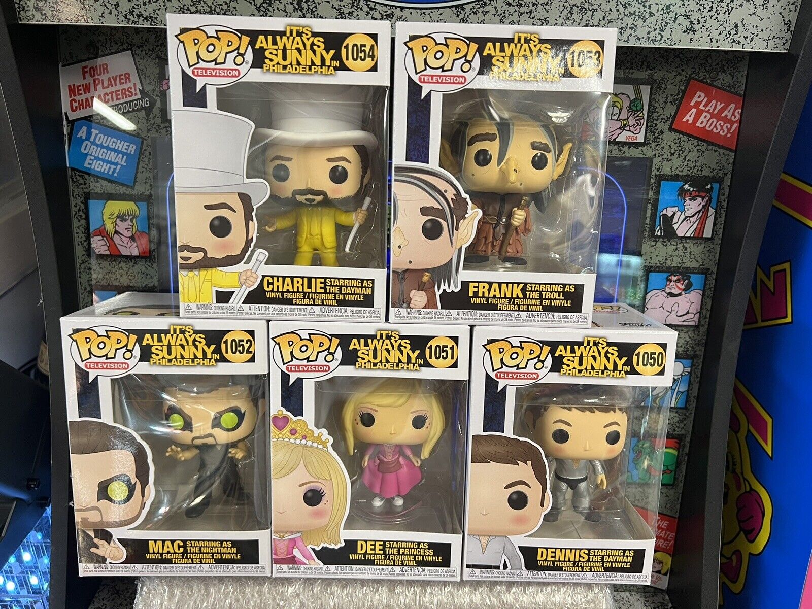 Lot of 5: Funko Pop Television It's Always Sunny in Philadelphia - Whole Gang