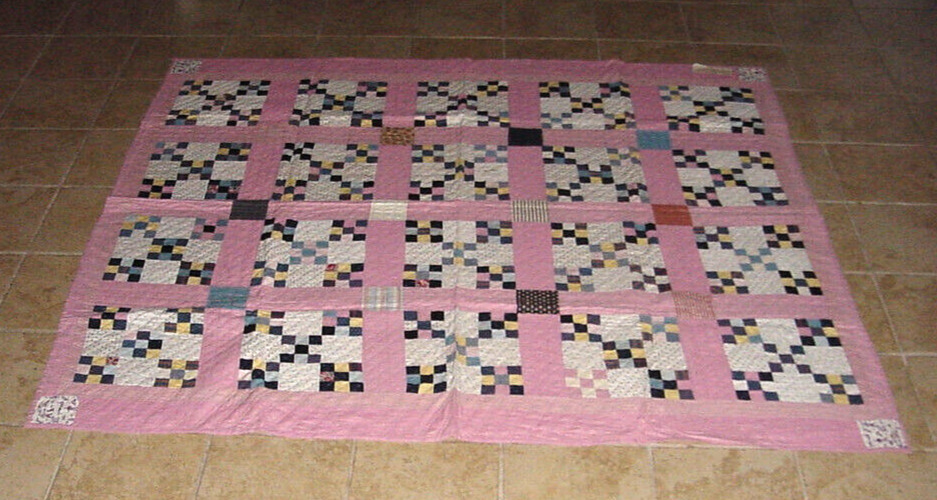 ANTIQUE NINE PATCH VARIATION PATCHWORK QUILT c 1920's WITH MAKERS NAME