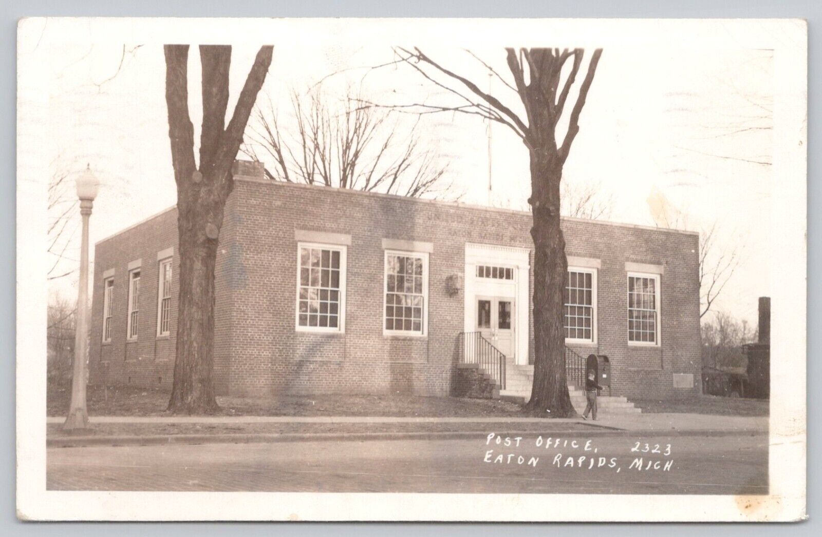 Postcard Eaton Rapids Michigan US Post Office United States Mail Vintage RPPC