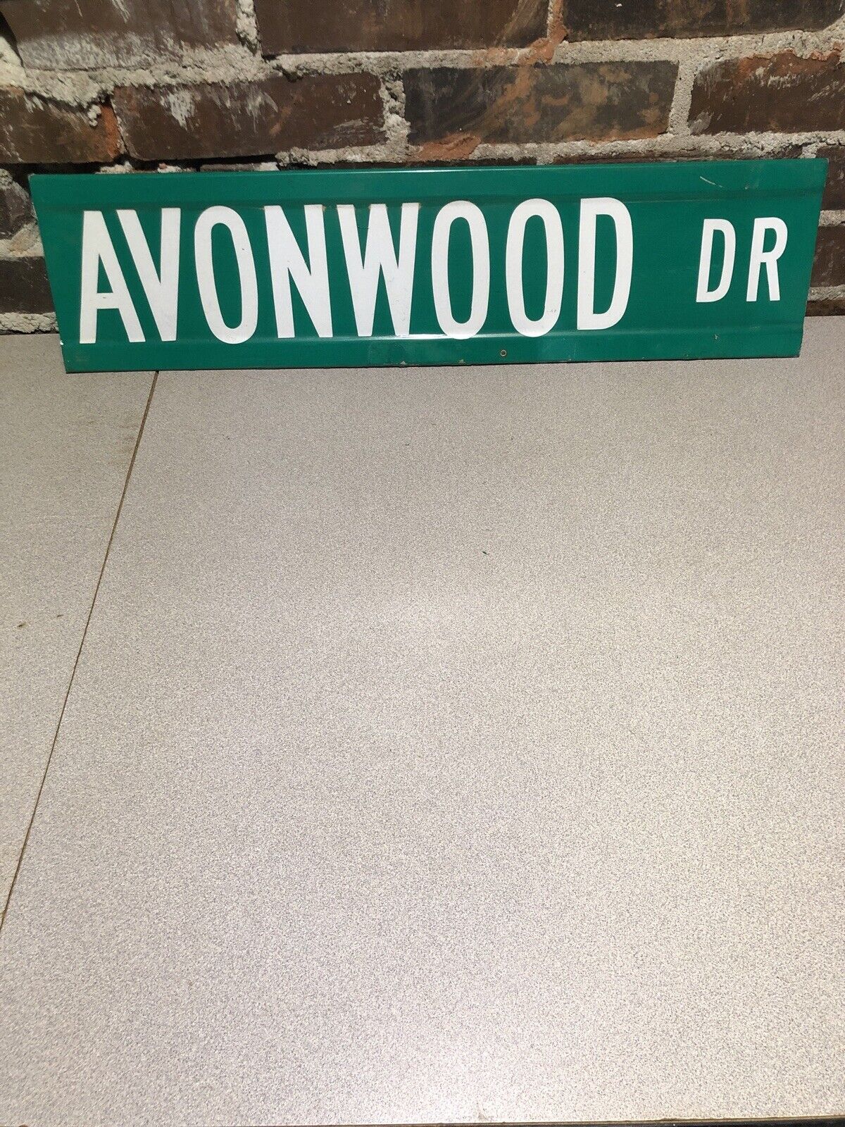 Avonwood Retired street signs From Pell City Alabama Rare Old Sign Man Cave