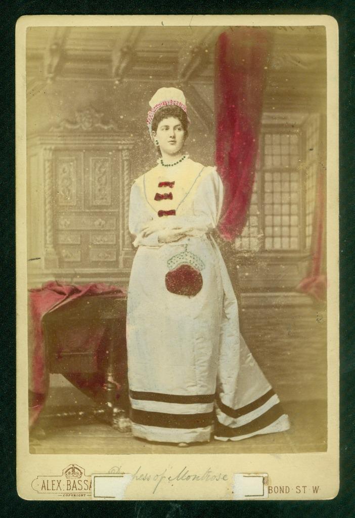 20-2, 024-10; 1880s, Cabinet card, Duchess of Montross (1854-1940)