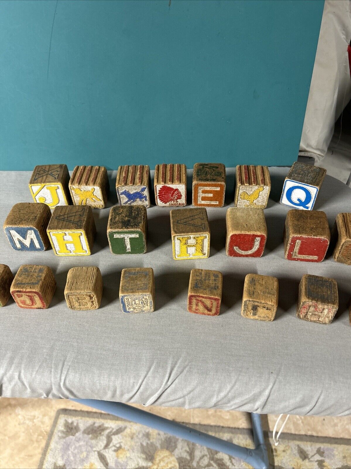 22 Vintage Alphabet Wood Blocks Donald Duck Indian - Different Sizes And Types
