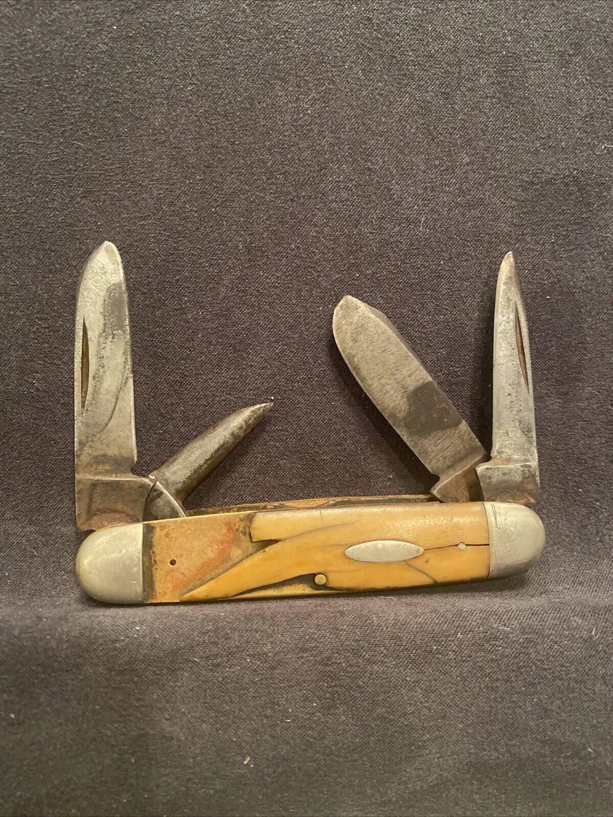 case antique vintage 3 Inch And 5/8 4 blade Knife