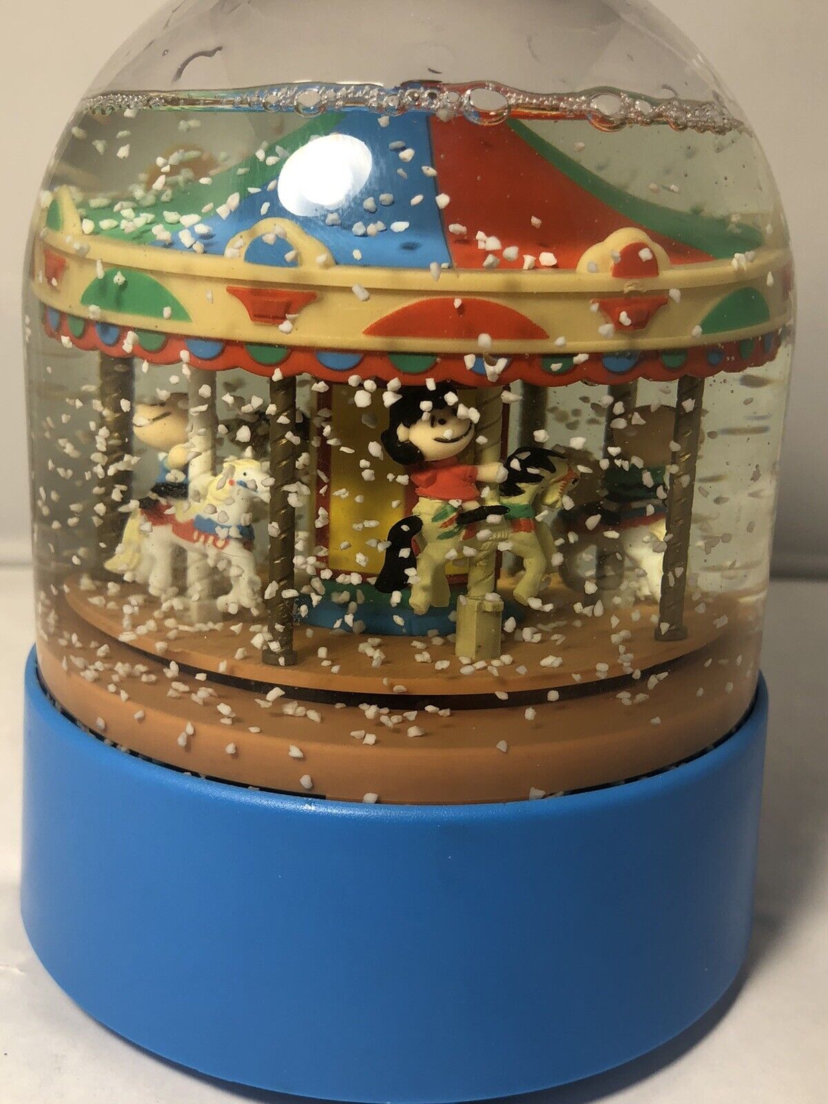 Vintage Peanuts Musical Snow Globe By Charles Schulz w/Up & Down Action Rare