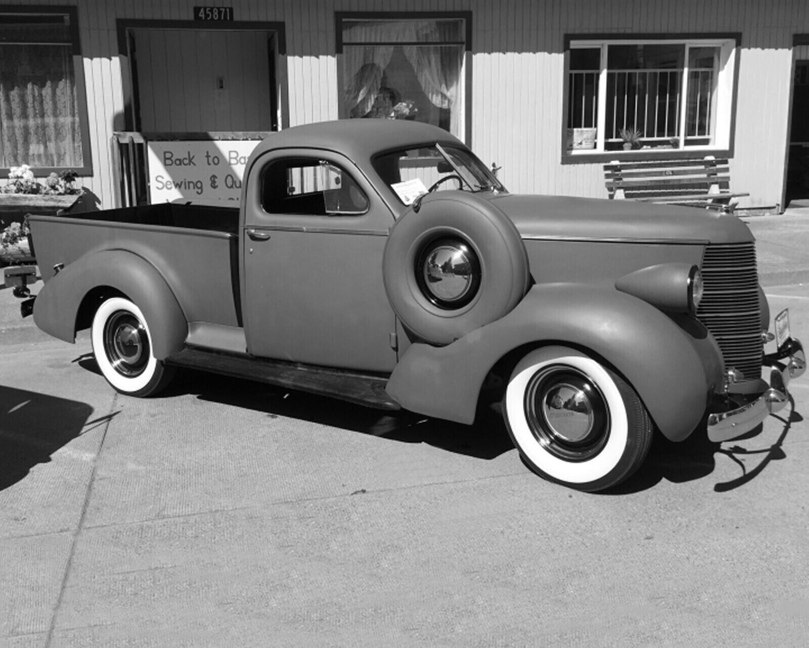1938 STUDEBAKER Coupe Express PICKUP TRUCK Retro Classic Car Picture Photo 8x10