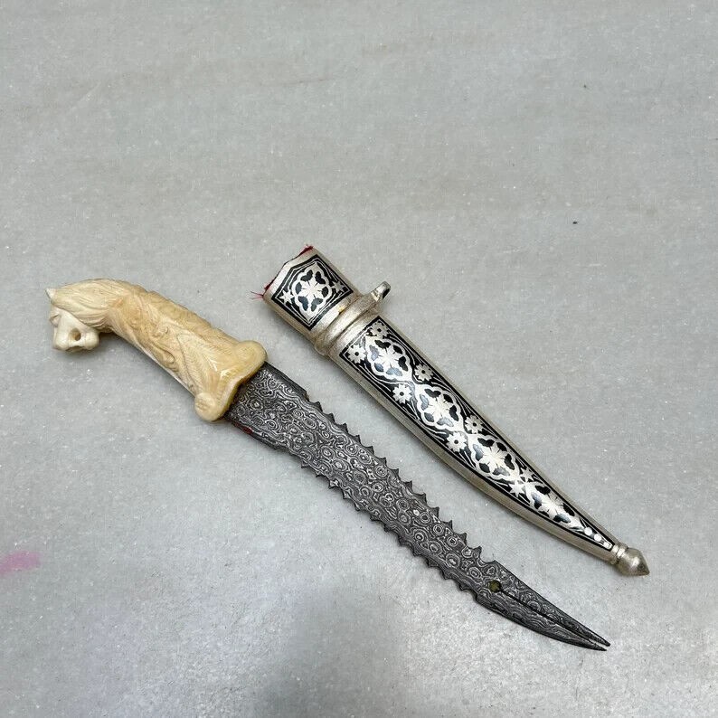 Indian Oriental mughal, indo persian dagger with tiger hilt and bone grips knife