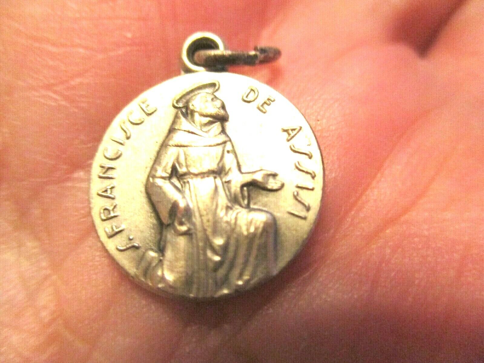 VINTAGE c1960 FRENCH RARE ST. FRANCIS ASSISI RELIGIOUS MEDAL HEALS VIRUS PLAGUES