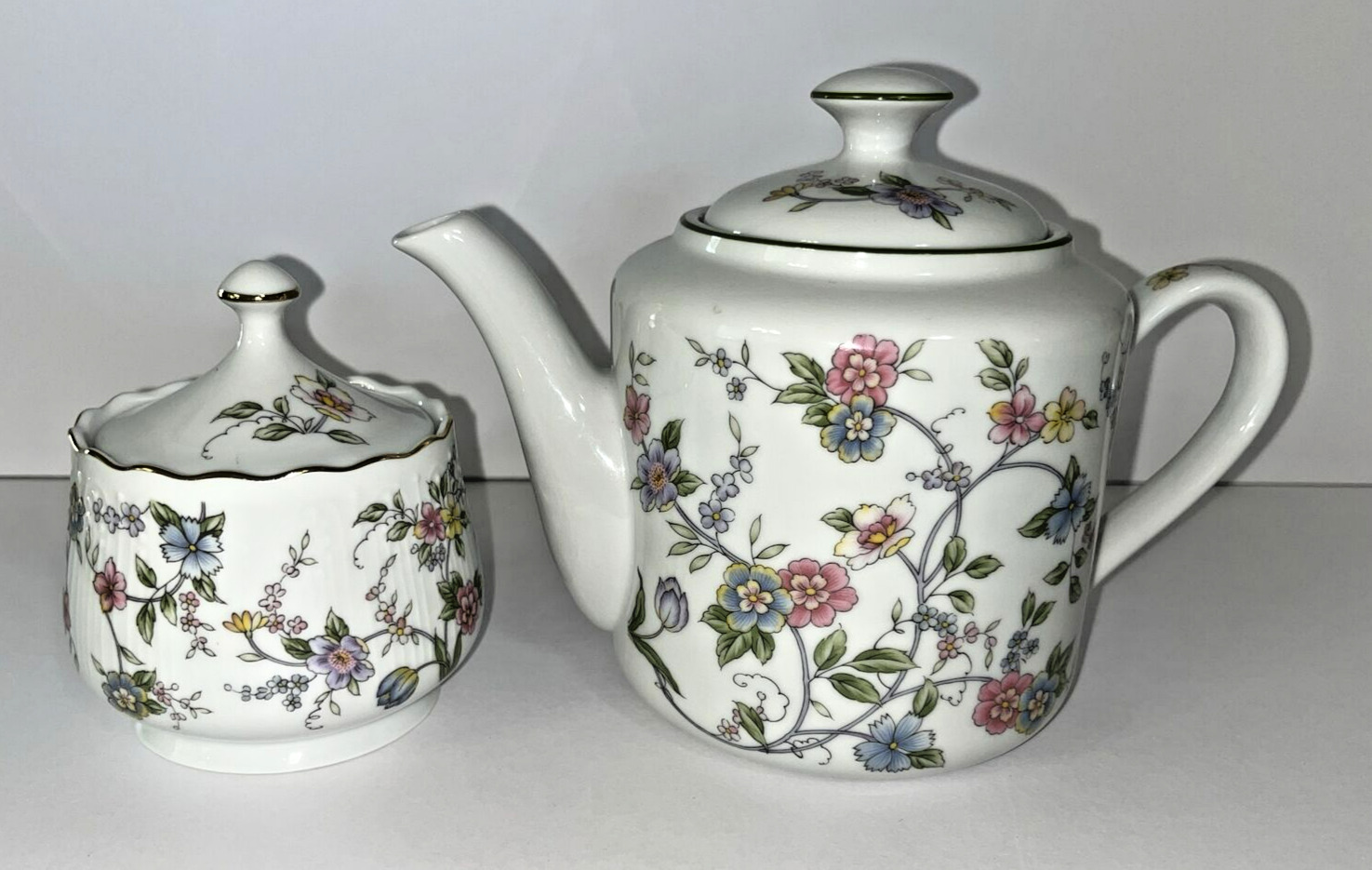 Beautiful Vintage 1990 Teapot and Sugar Bowl by Andrea Sadek #8531