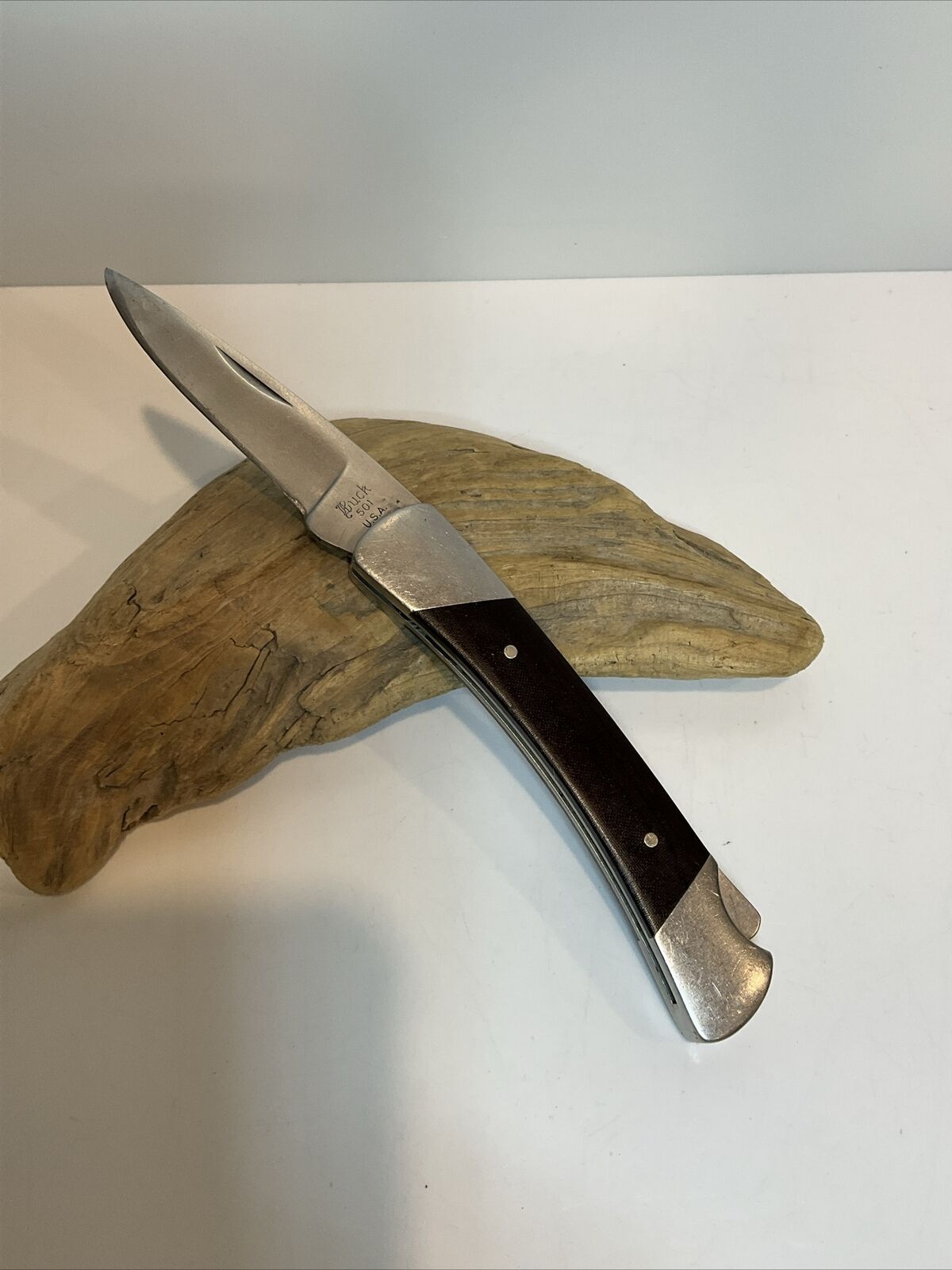 BUCK 501 USA Squire Rosewood Lock-Back Folding Pocket Knife - Vintage