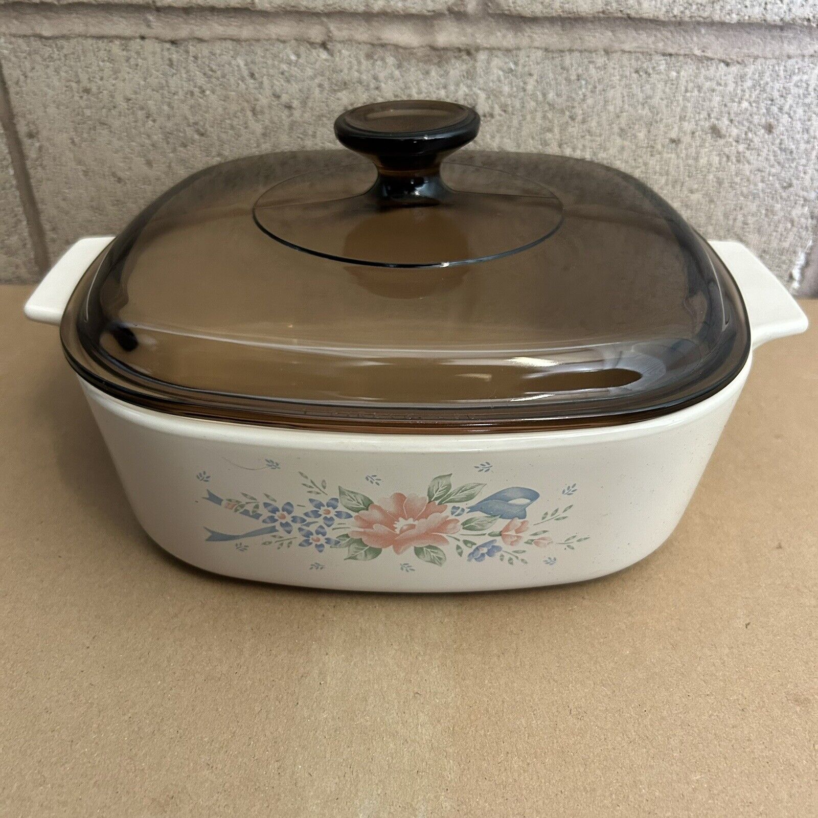 Vintage Corning Ware 2 Liter Casserole Dish With Brown Pyrex Lid