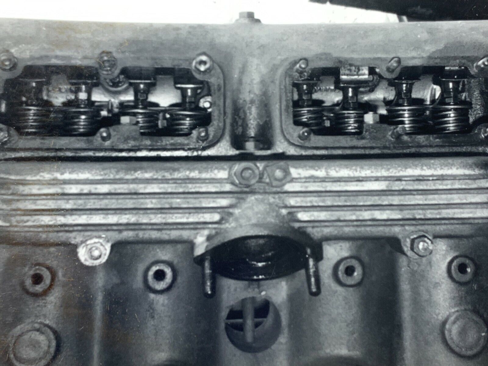 AxG) Found Photograph OHC Valves Willis St Claire Classic Car Engine