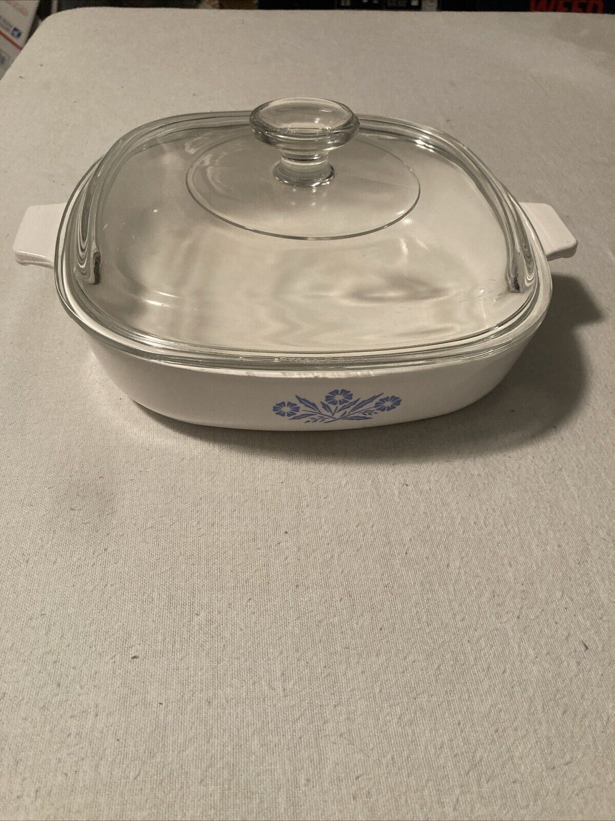 Vintage Corning Ware 9” Cornflower Blue Casserole Dish P-9-B With Lid Pre Owned.