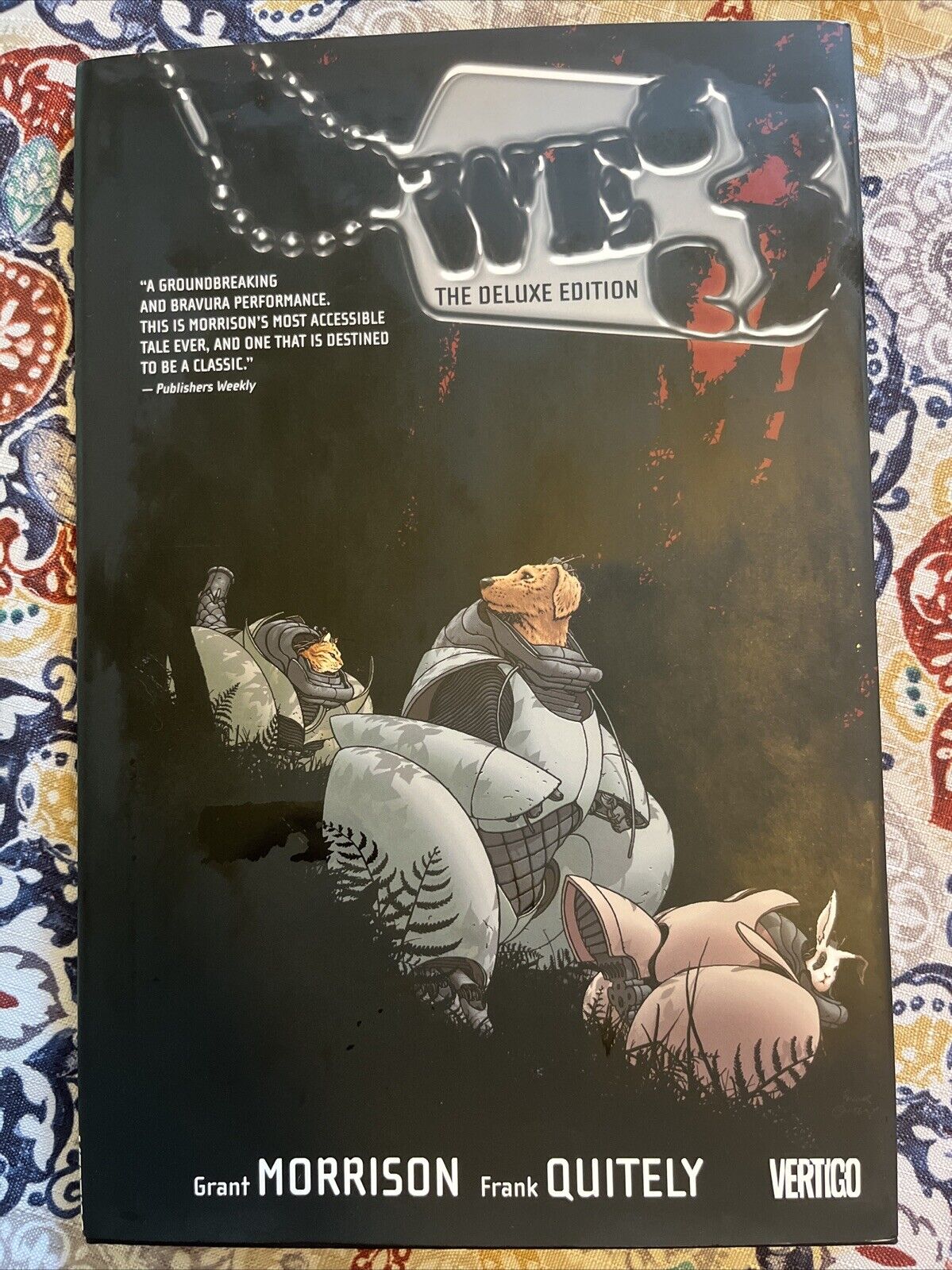 WE3: Deluxe Edition Grant Morrison Frank Quitely Vertigo Comics Graphic Novel HC