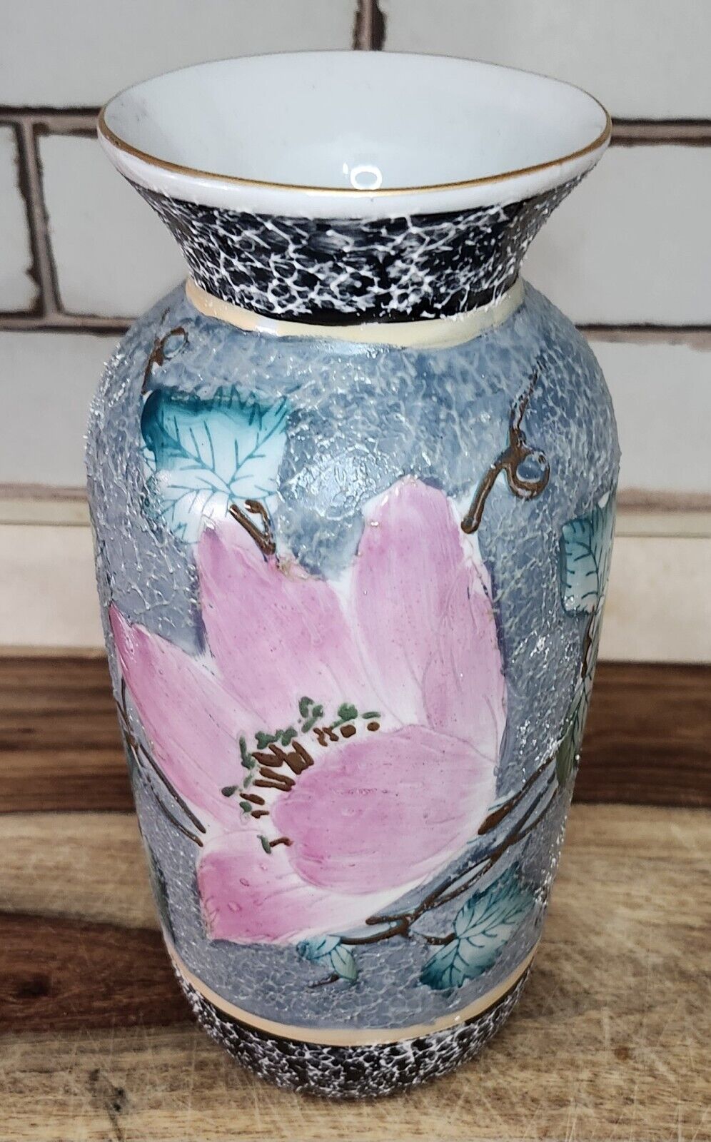 Vintage Textured Hand Painted Ceramic Porcelain Chinese Floral Vase 8