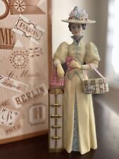 Avon 2002 Mrs. Albee Representative Award 10” Figurine picture
