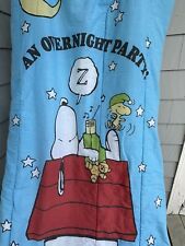 VINTAGE Peanuts AN OVERNIGHT PARTY Snoopy Woodstock & Doghouse Sleeping  Bag picture