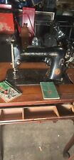 Vintage Singer Portable Sewing Machine 66-16  Accessories & Pamphlets US No Case picture