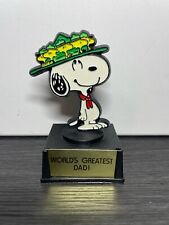 Peanuts Aviva Snoopy Gram Trophy World's Greatest Dad White Back Figure 1972 picture