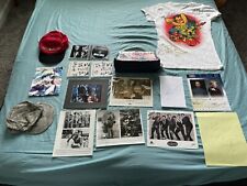 Big Lot Autograph Items Hollywood Anime Sports Memorabilia 16 Items picture