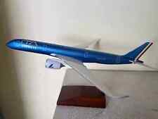 Lysia Marcomm/Aero Le Plane 1/200 ITA Airways Airbus A350-900 Airplane Model picture